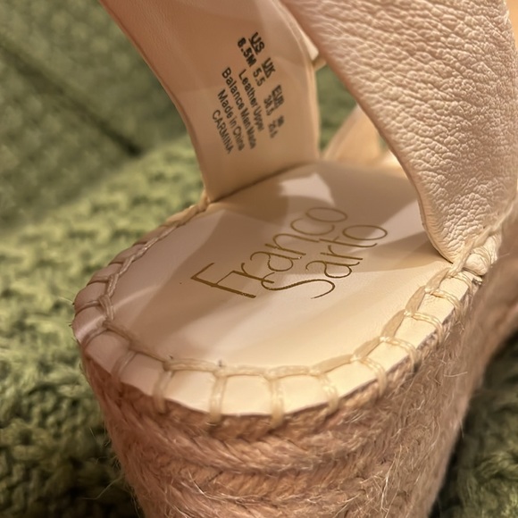 ✨👟✨ Franco Sarto Carmino Espadrille Leather Wedge Sandal ✨👟✨ - Picture 6 of 14